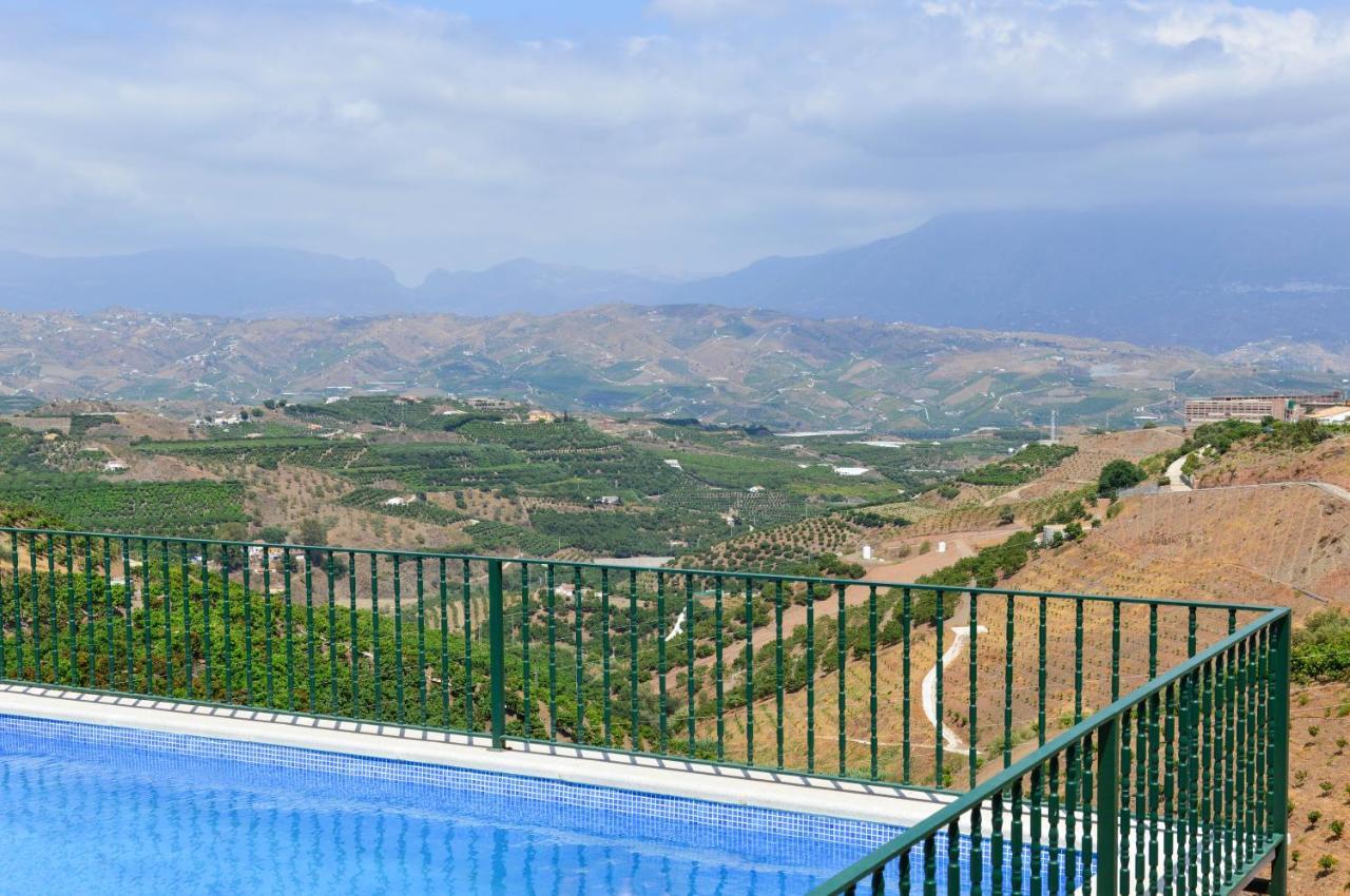 Villa Portillo Iznate エクステリア 写真