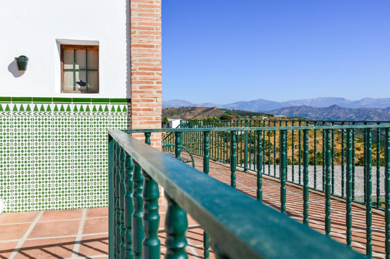 Villa Portillo Iznate エクステリア 写真
